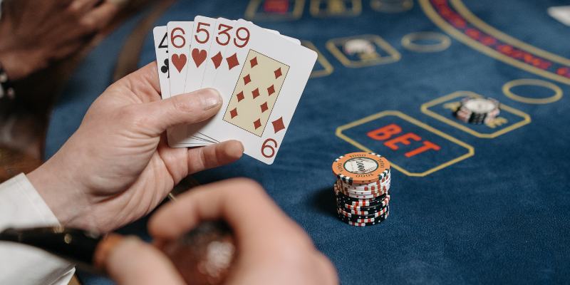 Cách chơi Baccarat cơ bản đúng chuẩn luật